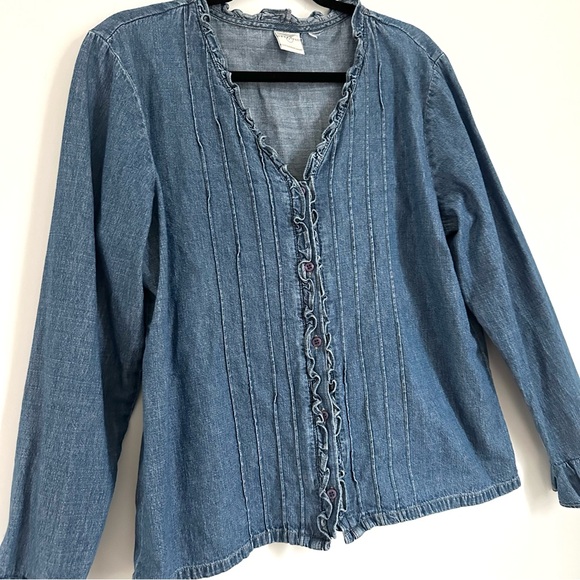 VINTAGE Ruffled Denim Blouse - Picture 3 of 9